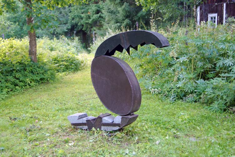 Gjalt Blaauw in POAM Penttil&auml; Open Air Museum - sculpture park Finland | veistospuisto